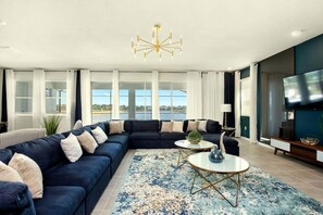 Flatskjerm-TV og videospill