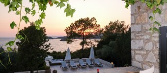 Villa Veneziana – Exklusive Luxusvilla am Strand mit Privatstrand & Pool