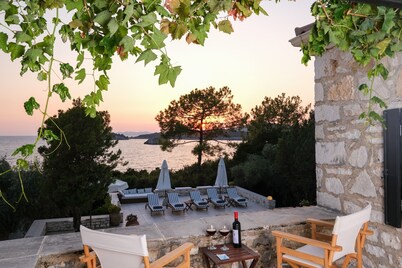 Villa Veneziana – Exklusive Luxusvilla am Strand mit Privatstrand & Pool