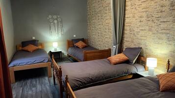 2 bedrooms