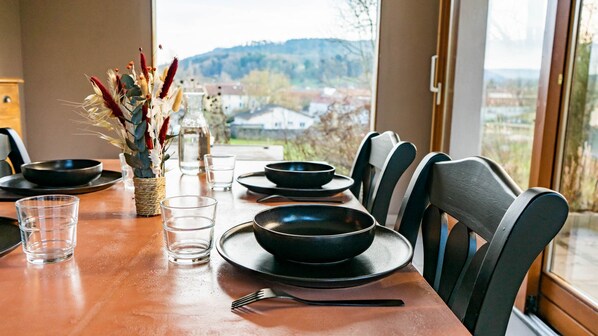 تناول الطعام