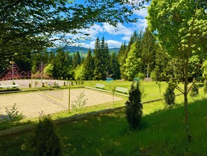 Children’s play area – outdoor - Maiers Hotel (Bayerisch Eisenstein)