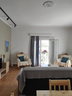 City Apartment | 2 bedrooms, Egyptian cotton sheets, premium bedding, down comforters - Komfort Appartment (Kos)