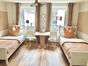 비즈니스 더블룸 또는 트윈룸 | 저자극성 침구, 오리/거위털 이불, 메모리폼 침대, 각각 다른 스타일의 인테리어