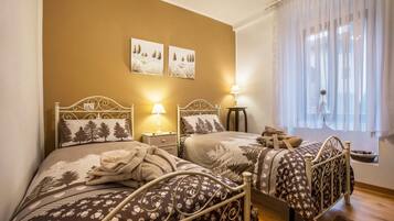 2 chambres, Wi-Fi gratuit, draps fournis