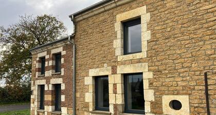 Holiday Home "Gîte Le Corbeau" with Private Terrace, Private Garden & Wi-Fi