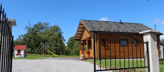 Chalet "Du Lièvre" with Private Terraces and Private Garden