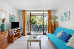 TV, streaming services - Vacation Apartment "Bungamerica272" with Shared Pool, Private Terrace & Wi-Fi (Costa Adeje)