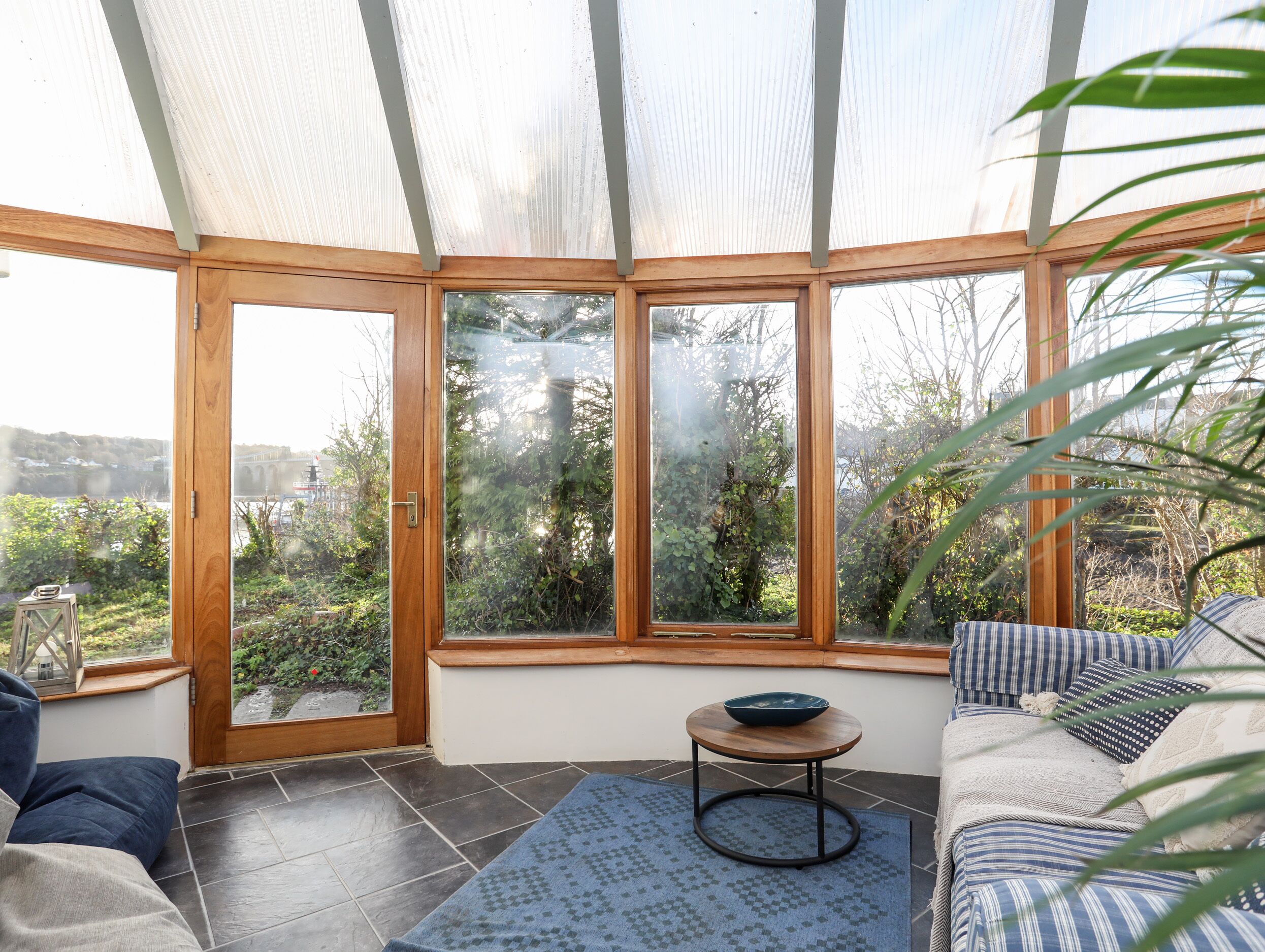Ynys Faelog Cottage, Family Friendly, With Open Fire In Menai Bridge - Anglesey