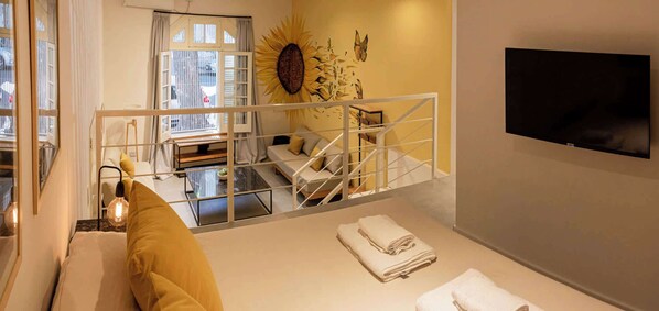 1 bedroom, desk, iron/ironing board, WiFi