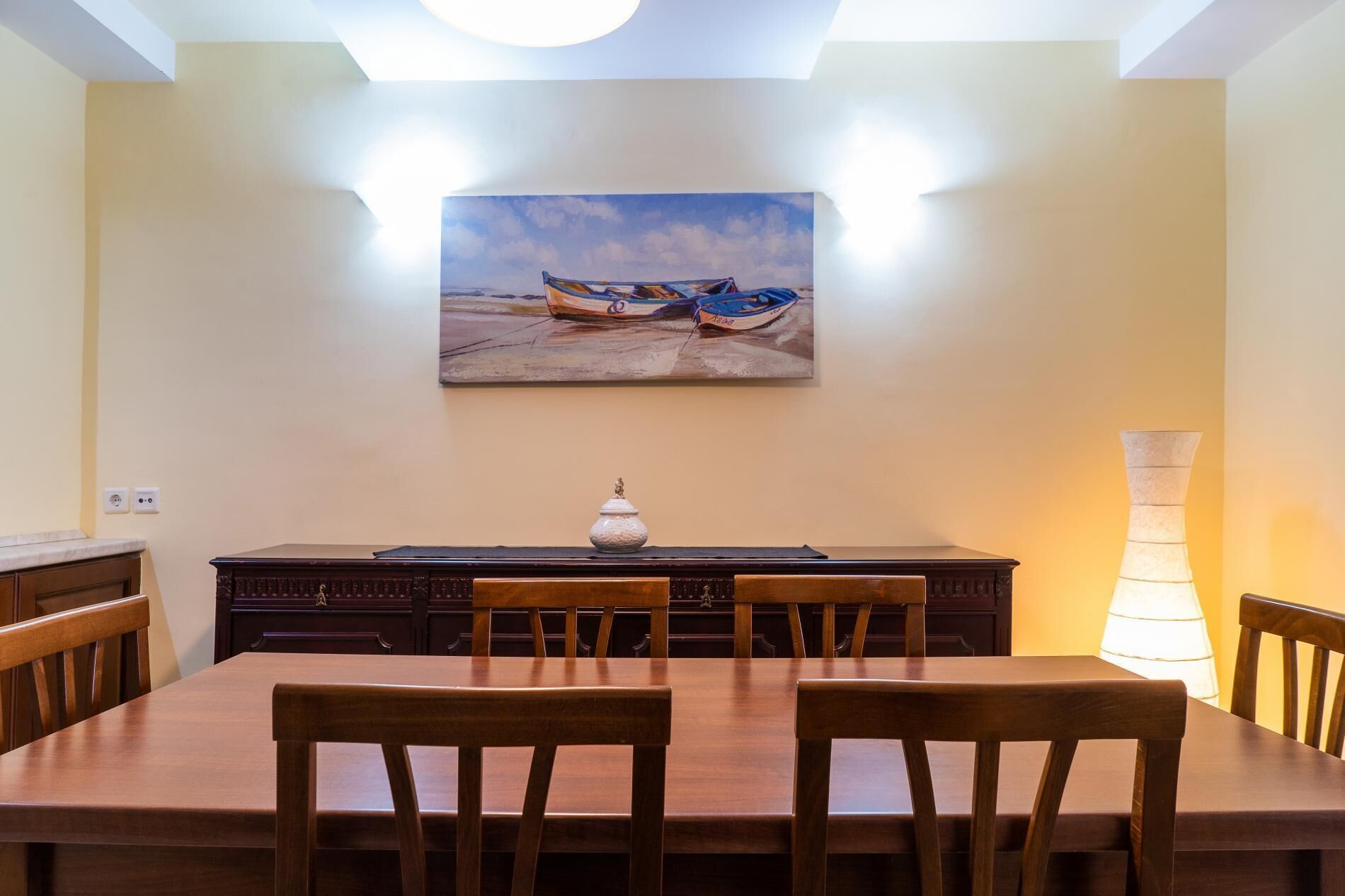 Apartamento (3 Bedrooms) | Restauración