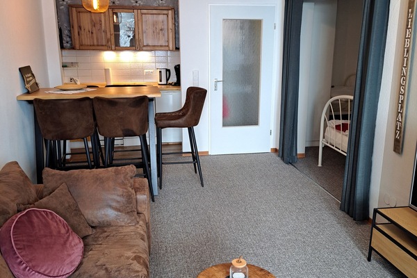 2 Schlafzimmer, Reisekinderbett, kostenloses WLAN, Bettwäsche