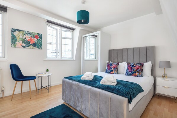 3 bedrooms, iron/ironing board, free WiFi, bed sheets