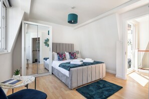 3 makuuhuonetta, silitysrauta/-lauta, ilmainen Wi-Fi, vuodevaatteet