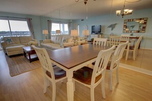 Apartment, 2 Schlafzimmer | Speisen