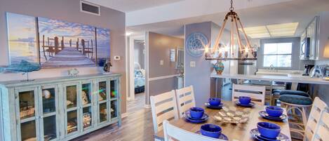 Condo, 2 Bedrooms | Private kitchen