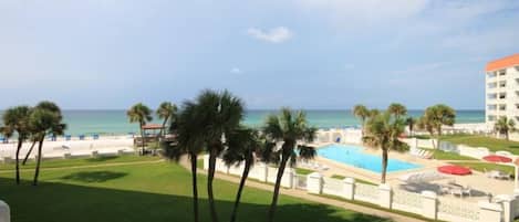 Appartement, 1 slaapkamer | Zwembad | Een verwarmd zwembad