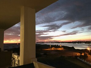 Condo, 2 Bedrooms | Property grounds