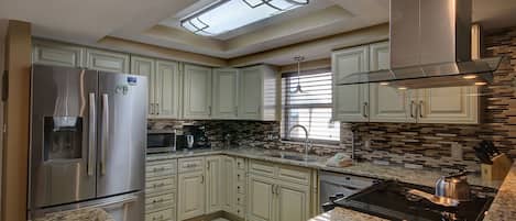 コンドミニアム 2 ベッドルーム | 専用キッチン