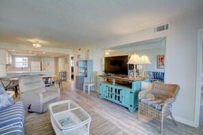 Condo, 2 Bedrooms | Living area - 423 El Matador 2 Bedroom Condo by RedAwning (Fort Walton Beach)