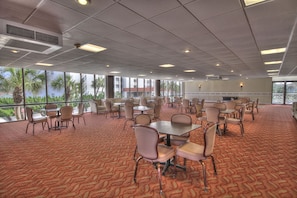 Condo, 1 Bedroom | Dining