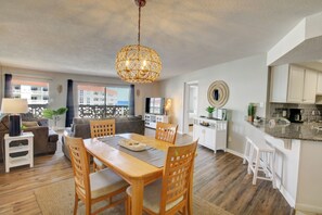 Condo, 1 Bedroom | Interior - 454 El Matador 1 Bedroom Condo by RedAwning (Fort Walton Beach)