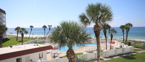 Condo, 1 Bedroom | Property grounds