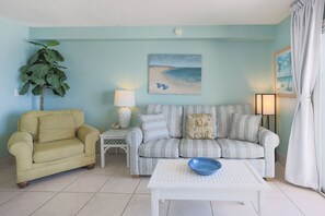 Condo, 1 habitación | Área de sala de estar