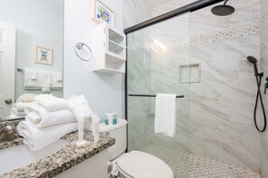 Apartment, 2 Schlafzimmer | Badezimmer | Shampoo