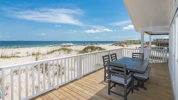 House, 3 Bedrooms | Property grounds