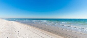 Royal Gulf Beach & Racquet Club 5302 1 Bedroom Condo