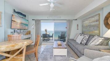 Condo, 1 quarto | Área de estar