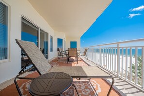 Condo, 3 Bedrooms | Outdoor dining