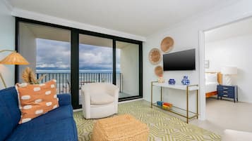 Condo, 2 quartos | Área de estar