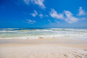 Condo, 2 Bedrooms | Beach | Beach nearby - Mariner Lakes 40 2 Bedroom Condo (Orange Beach)