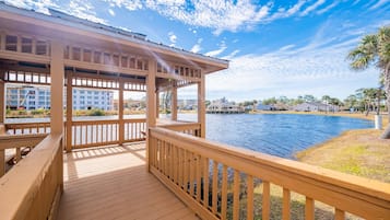 Condo, 2 phòng ngủ | Khuôn viên nơi lưu trú