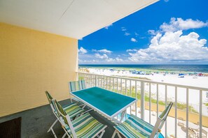 Condo, 2 quartos | Opções para refeição ao ar livre