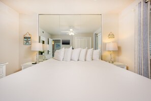 Condo, 3 Bedrooms