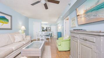 Kondominium, 2 kamar tidur | Area keluarga