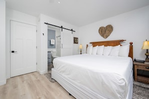 Condo, 2 Bedrooms | 2 bedrooms, individually decorated, individually furnished, free WiFi