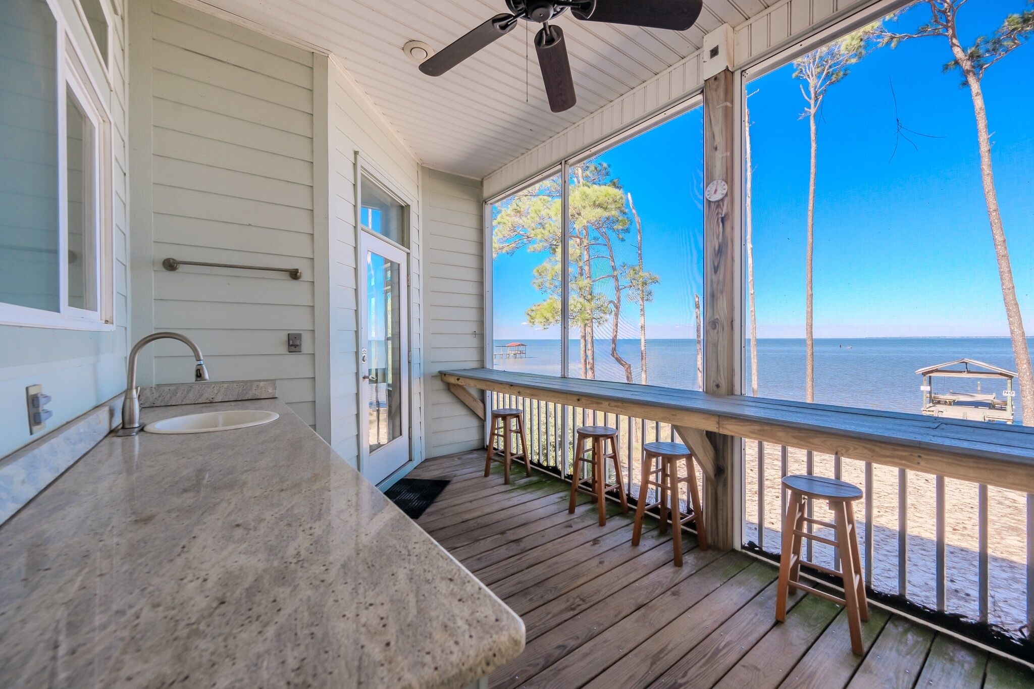 House, 4 Bedrooms | Terrace/patio