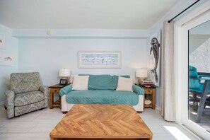 Condo, 1 habitación | Área de sala de estar
