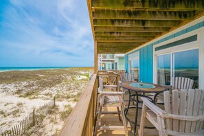 Casa, 5 habitaciones | Restaurante al aire libre
