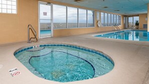 Pool - Royal Palms 1207 1 Bedroom Condo (Gulf Shores)