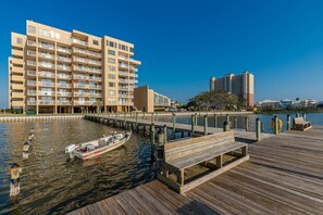 Appart'hôtel, 2 chambres | Port de plaisance