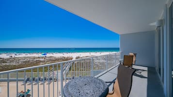 Condo, 1 Bedroom | Property grounds
