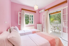 2 bedrooms, free WiFi, bed sheets - Apartment 'The Green Cottage 2 ' with Shared Terrace and Wi-Fi (Corfu)