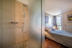 1 camera, Wi-Fi gratuito, lenzuola