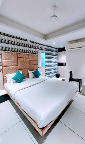Premium bedding, free WiFi, bed sheets