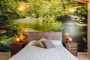 2 bedrooms, iron/ironing board, free WiFi, bed sheets
